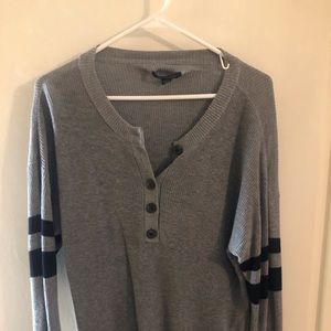 American eagle gray sweater black stripes